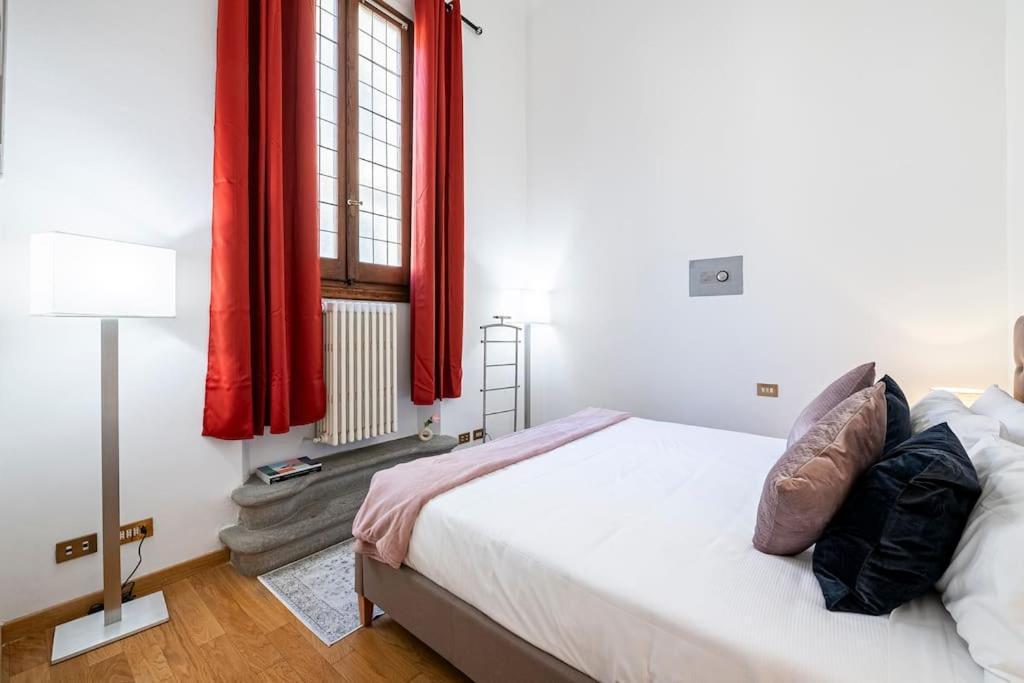 Palace Strozzi 200mq Penthouse 3 King Size Apartamento *
