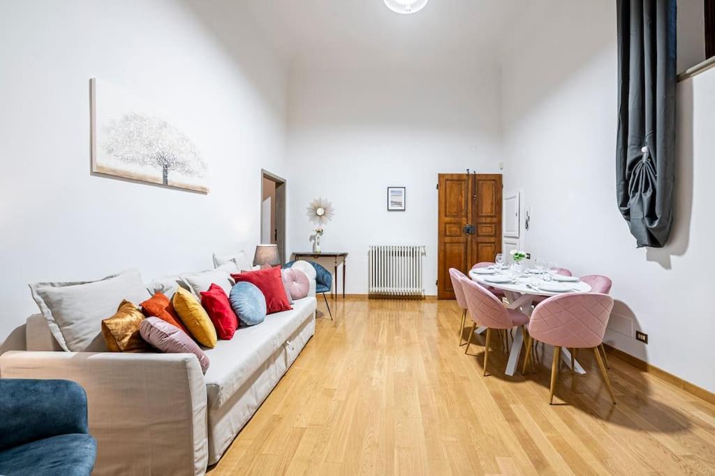 Palace Strozzi 200mq Penthouse 3 King Size Apartamento *