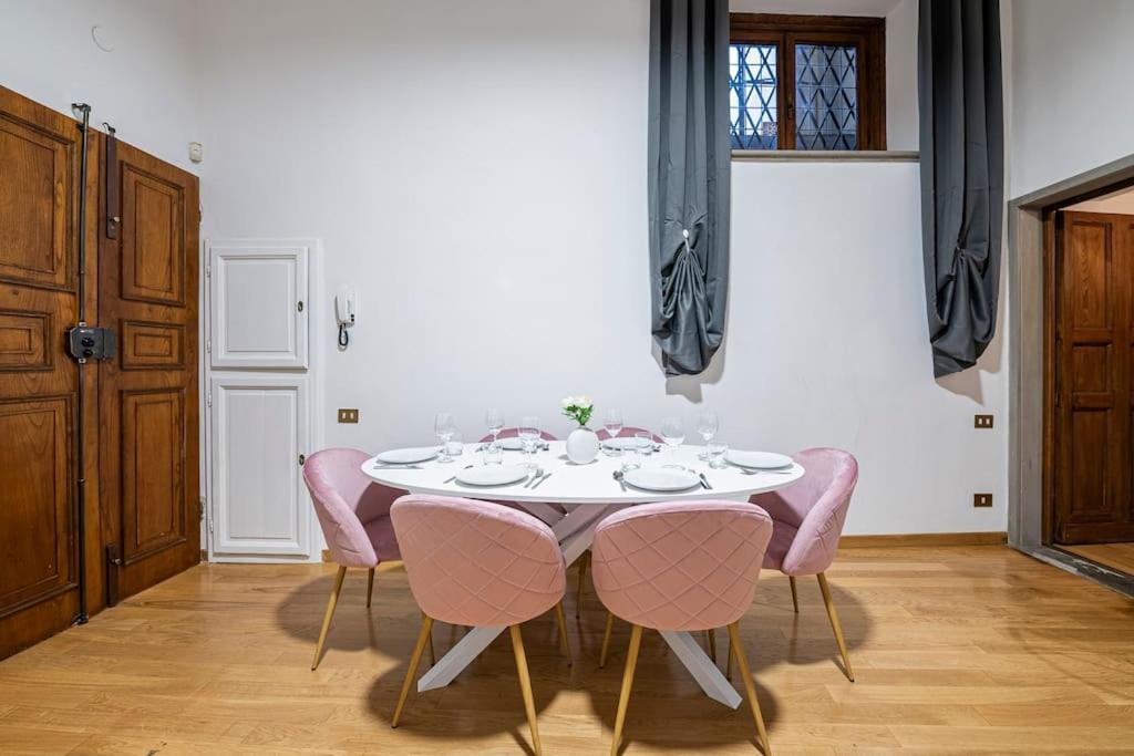 Palace Strozzi 200mq Penthouse 3 King Size Apartamento *